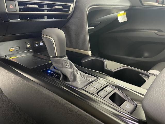 New 2026 Toyota Camry Hybrid AWD/4WD image 20