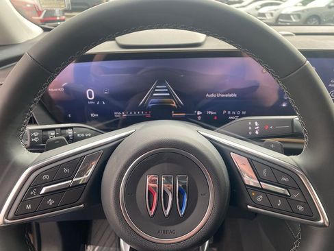 New 2025 Buick Envision Avenir image 16