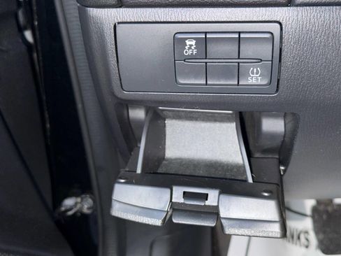 Used 2017 MAZDA MAZDA6 Touring FWD image 34