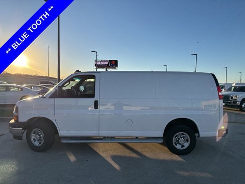 Used 2024 Chevrolet Express 2500 w/ Driver Convenience Package image 3