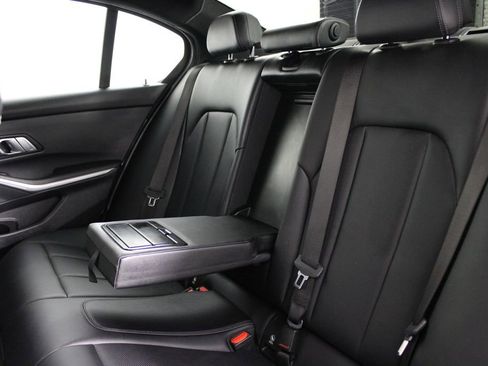 Used 2022 BMW 330i Sedan image 18