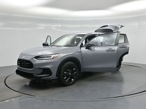 Used 2024 Honda HR-V Sport image 26