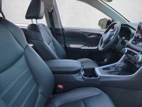 Certified 2025 Toyota RAV4 XLE Premium FWD image 21