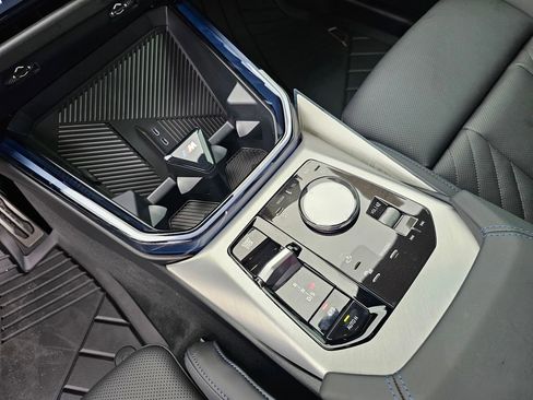 Used 2026 BMW X3 xDrive30 w/ Premium Package image 24