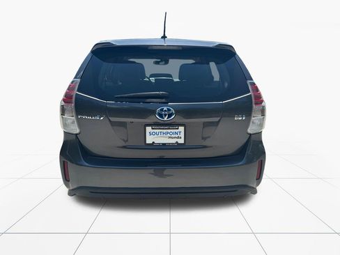 Used 2015 Toyota Prius V Five w/ Advanced Technology Package FWD image 7