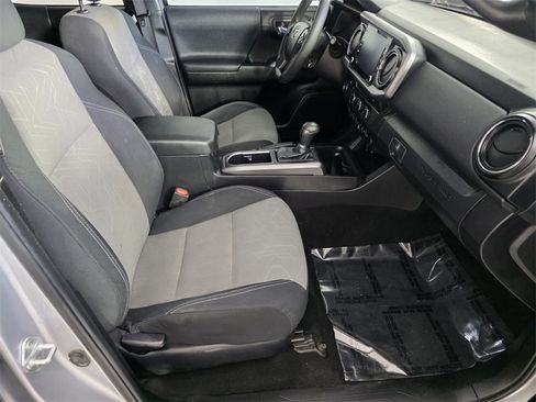 Used 2022 Toyota Tacoma SR5 image 30