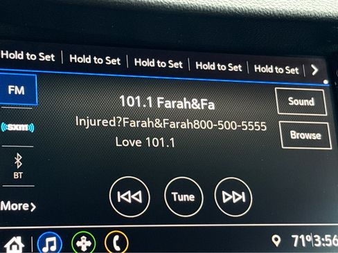 Used 2022 Chevrolet Trax LT w/ Driver Confidence Package image 5