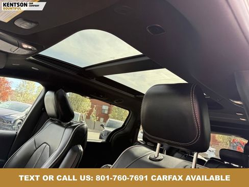 Used 2026 Chrysler Pacifica Limited AWD/4WD image 30