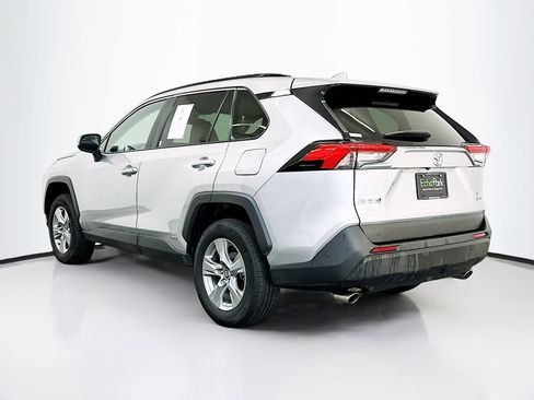 Used 2025 Toyota RAV4 XLE image 5