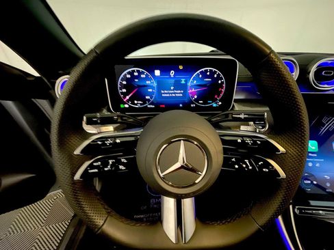 Used 2025 Mercedes-Benz CLE 300 4MATIC Cabriolet image 13