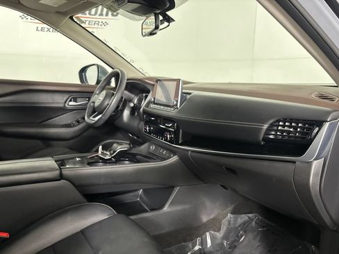 Used 2023 Nissan Rogue SL FWD image 34