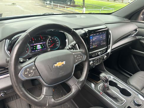 Used 2022 Chevrolet Traverse LT w/ LPO, Floor Liner Package AWD/4WD image 21
