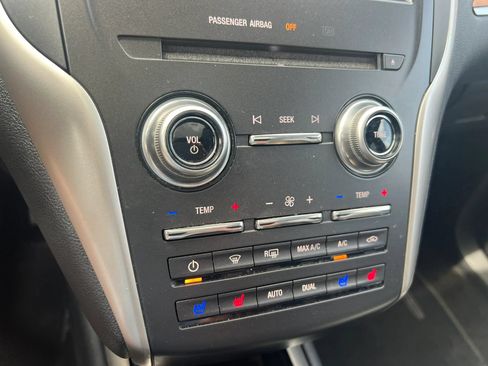 Used 2015 Lincoln MKC AWD w/ Equipment Group 102A Reserve image 39