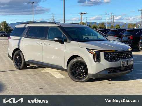 New 2026 Kia Carnival SX Prestige image 1