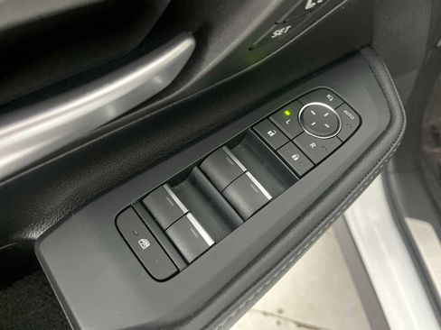 Used 2024 Toyota Grand Highlander AWD image 21