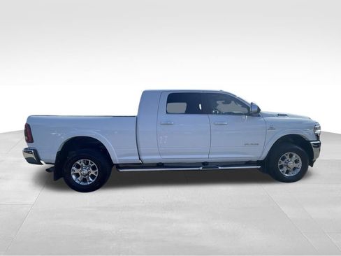 Used 2022 RAM 2500 Laramie AWD/4WD image 9