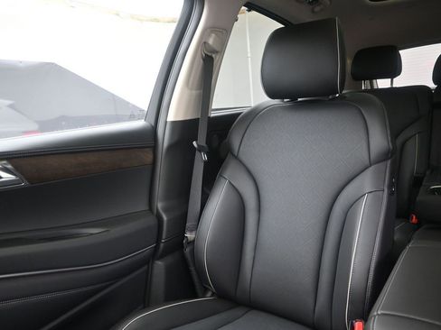 New 2025 Genesis GV80 2.5T Prestige image 33