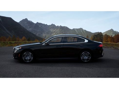 New 2026 BMW i5 eDrive40 image 4