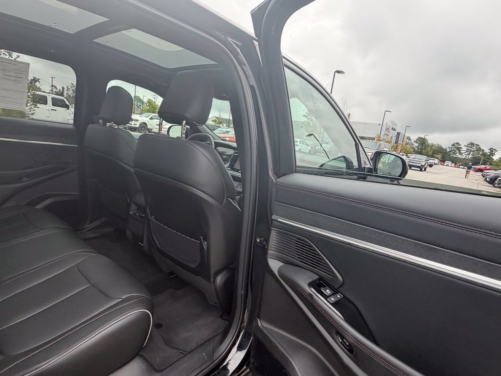 Used 2025 Jeep Wagoneer S Limited AWD/4WD image 48