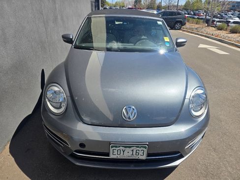 Used 2017 Volkswagen Beetle 1.8T Classic image 6