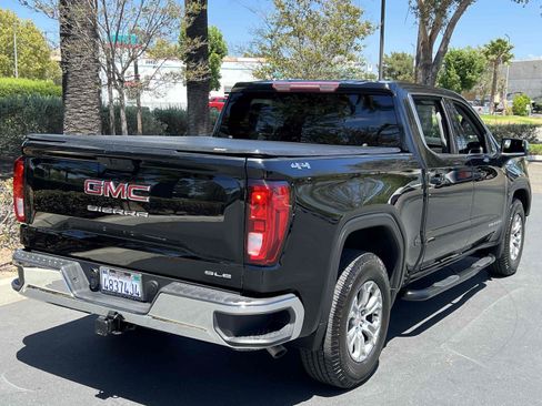 Used 2020 GMC Sierra 1500 SLE w/ SLE Value Package AWD/4WD image 12