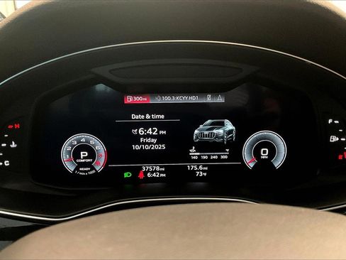 Used 2023 Audi Q8 Premium Plus w/ Premium Plus Package image 20