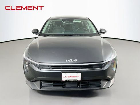 Used 2025 Kia K4 FWD image 2