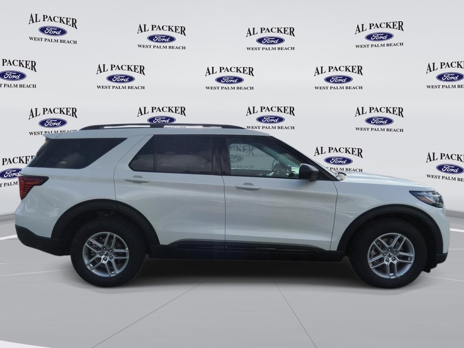 New 2026 Ford Explorer Active w/ Active Comfort Package RWD image 7