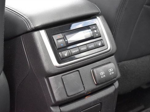 Used 2019 Subaru Ascent Limited AWD/4WD image 28