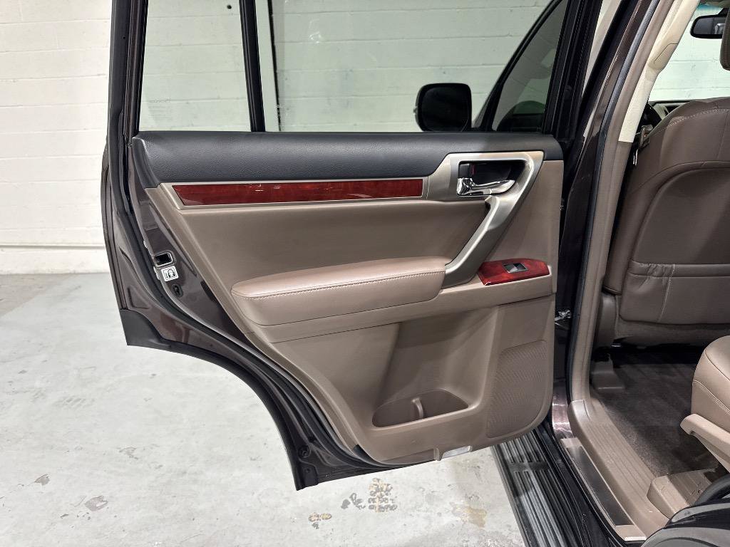 Used 2013 Lexus GX 460 w/ Comfort Plus Pkg AWD/4WD image 67