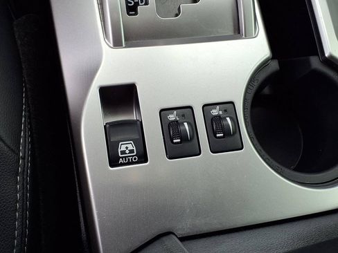 Used 2021 Toyota 4Runner SR5 Premium w/ Moonroof Package RWD image 30