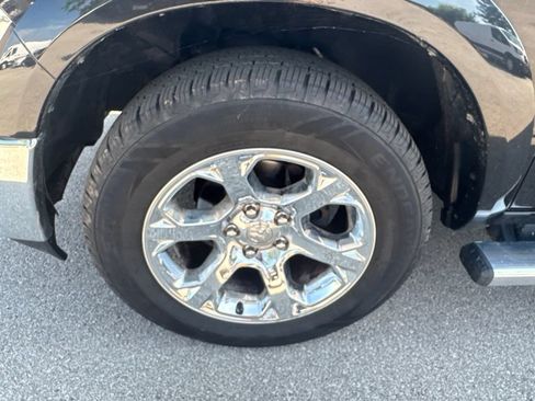 Used 2018 RAM 1500 Laramie AWD/4WD image 51