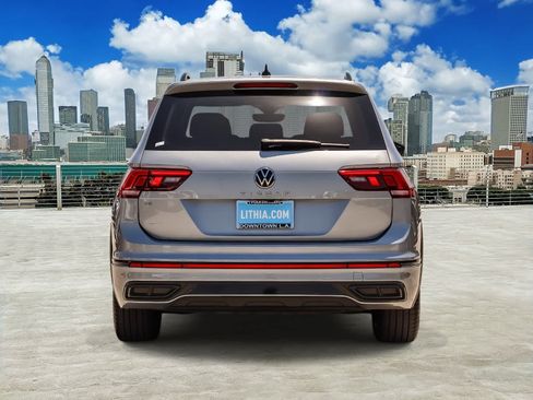 Certified 2023 Volkswagen Tiguan SE R-Line FWD image 5