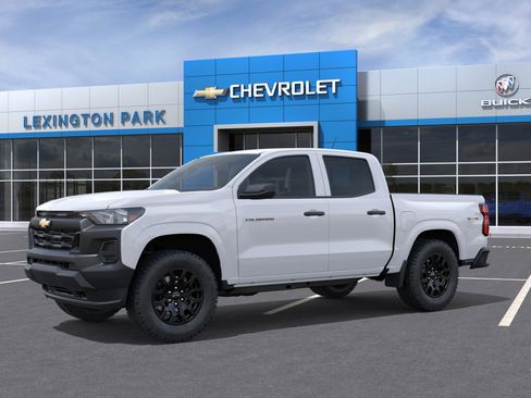 New 2026 Chevrolet Colorado W/T AWD/4WD image 2