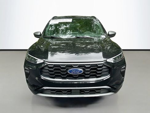 Used 2023 Ford Escape ST-Line AWD/4WD image 2