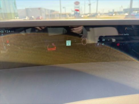 Used 2025 Lincoln Nautilus Premier image 13