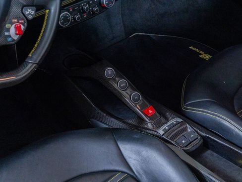 Used 2017 Ferrari 488 Spider RWD image 31