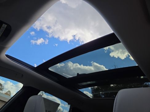 New 2025 Lexus RX 350 w/ Luxury Package image 12