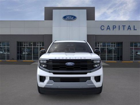 New 2025 Ford Expedition Platinum w/ Driver's Package image 6