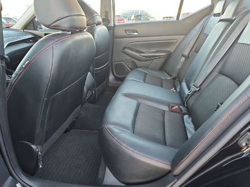 Used 2023 Nissan Altima 2.5 SR FWD image 13