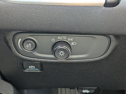 Used 2019 GMC Terrain SLE w/ Driver Convenience Package image 27