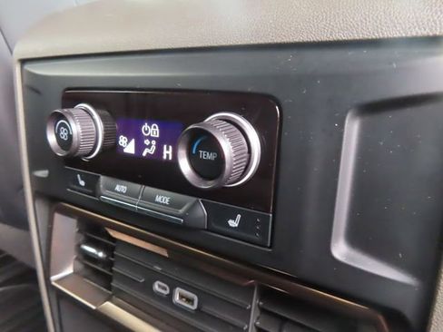 Used 2025 GMC Hummer EV 2X AWD/4WD image 43