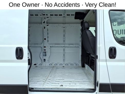 Used 2024 RAM ProMaster 2500 w/ Convenience Group FWD image 22