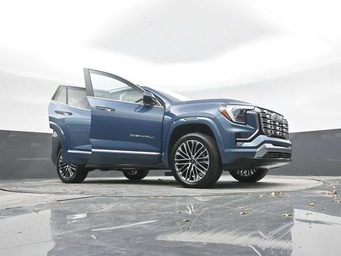 New 2026 GMC Terrain Denali image 52