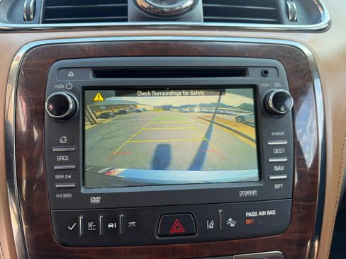 Used 2016 Buick Enclave Premium w/ Enclave Tuscan Edition FWD image 27