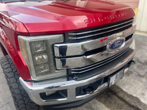 Used 2017 Ford F250 Lariat w/ Lariat Value Package image 11