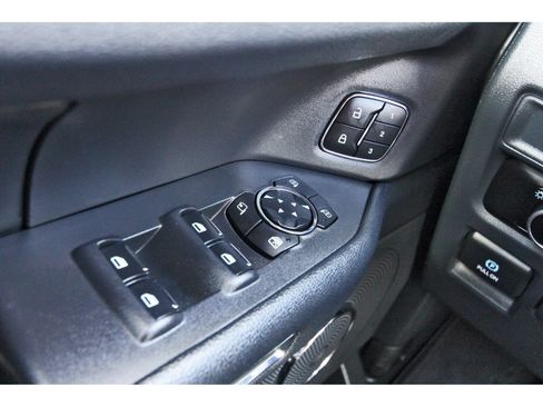 Used 2024 Ford Expedition XLT RWD image 20