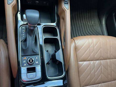 Certified 2025 Kia Telluride SX Prestige X-Line AWD/4WD image 25