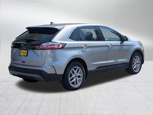 Used 2024 Ford Edge SEL AWD/4WD image 7