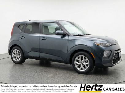 Used 2025 Kia Soul LX w/ LX Technology Package